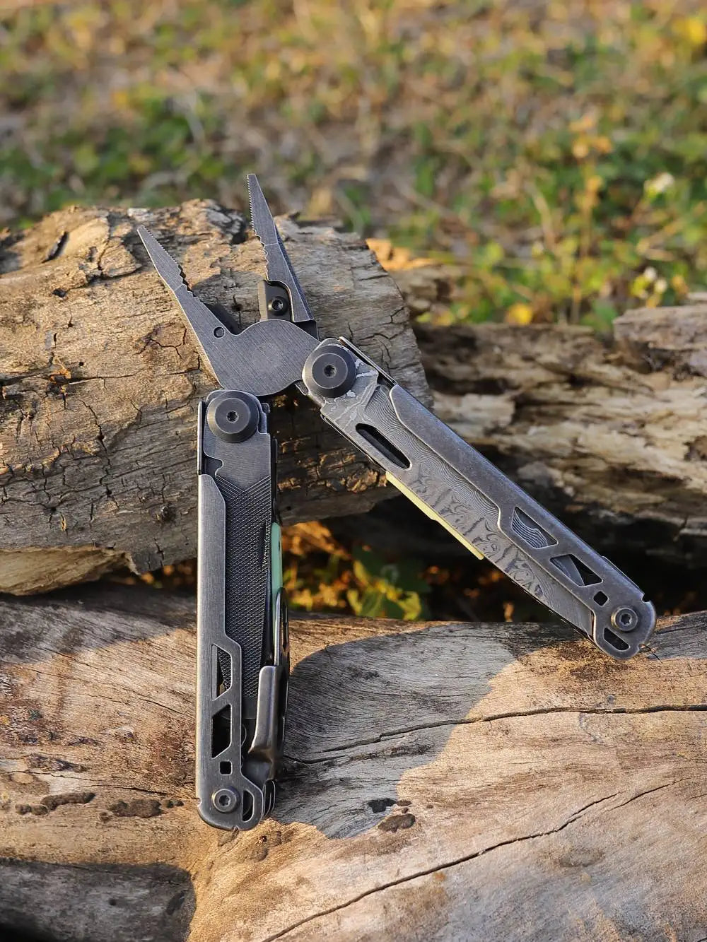 Daicamping DL12 DL13 DL1 Multifunctional Camping Tools Kit EDC Multitools Scissors Saw Multi Pliers Hand Tools Sets